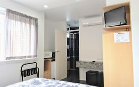 Entire Studio Apartment In St Kilda Next To Luna Park